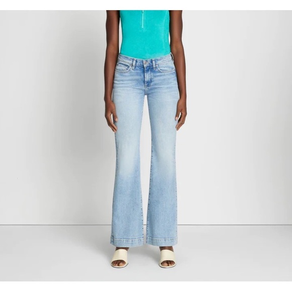 7 FOR ALL MANKIND ORIGINAL TROUSER FLARE LEG LIGHT WASH NWT SZ 30 - Picture 3 of 7